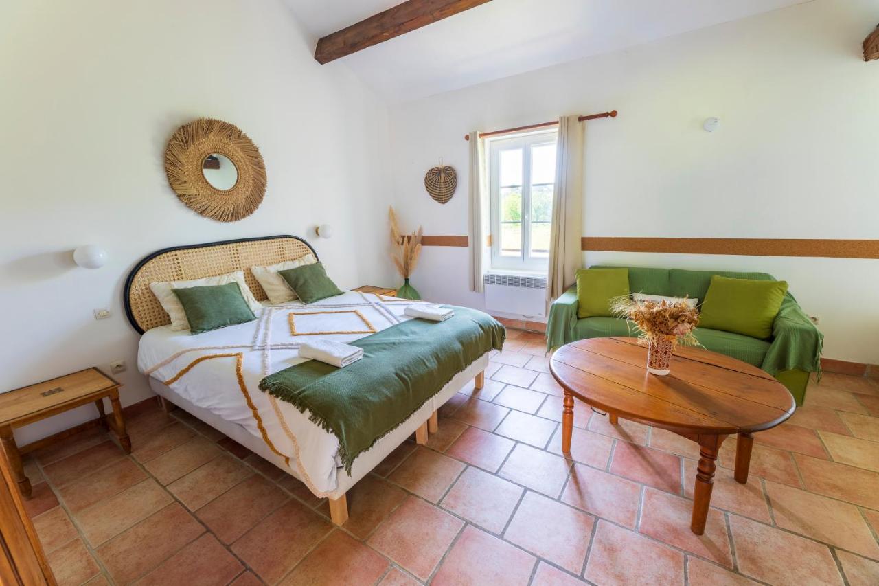 La Pampa En Provence - Les Suites Privatives Ponteves Exterior photo